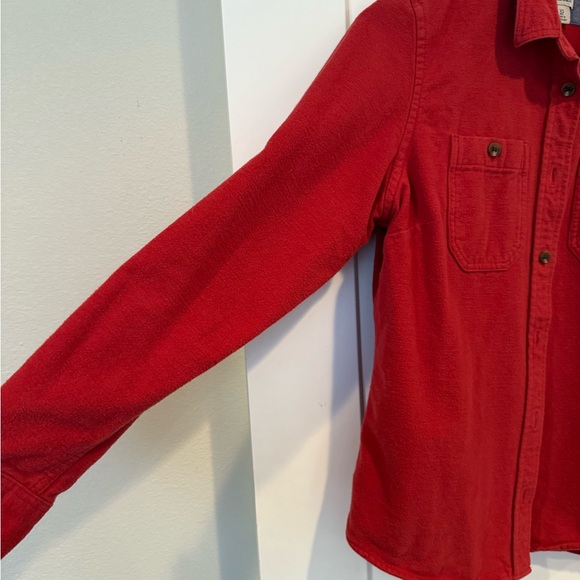 Women’s LL Bean button down - Picture 3 of 5
